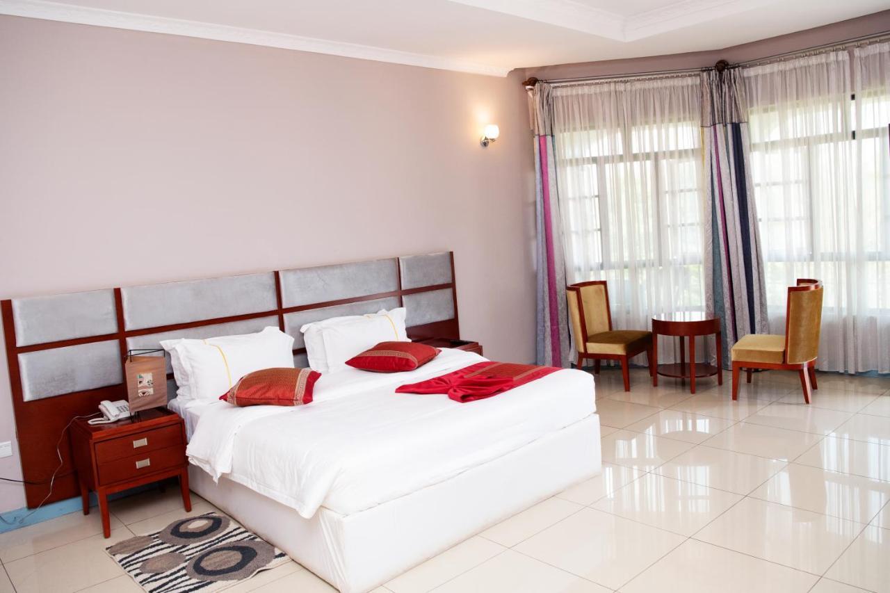 Orient Park Hotel Кігалі Екстер'єр фото